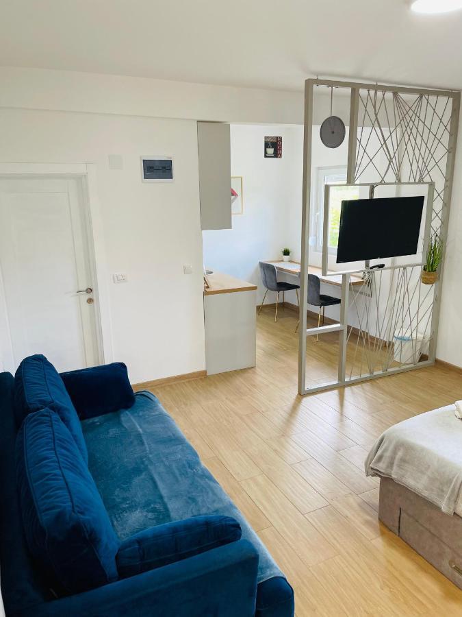 Airport Stay Apartments Surčin Екстериор снимка