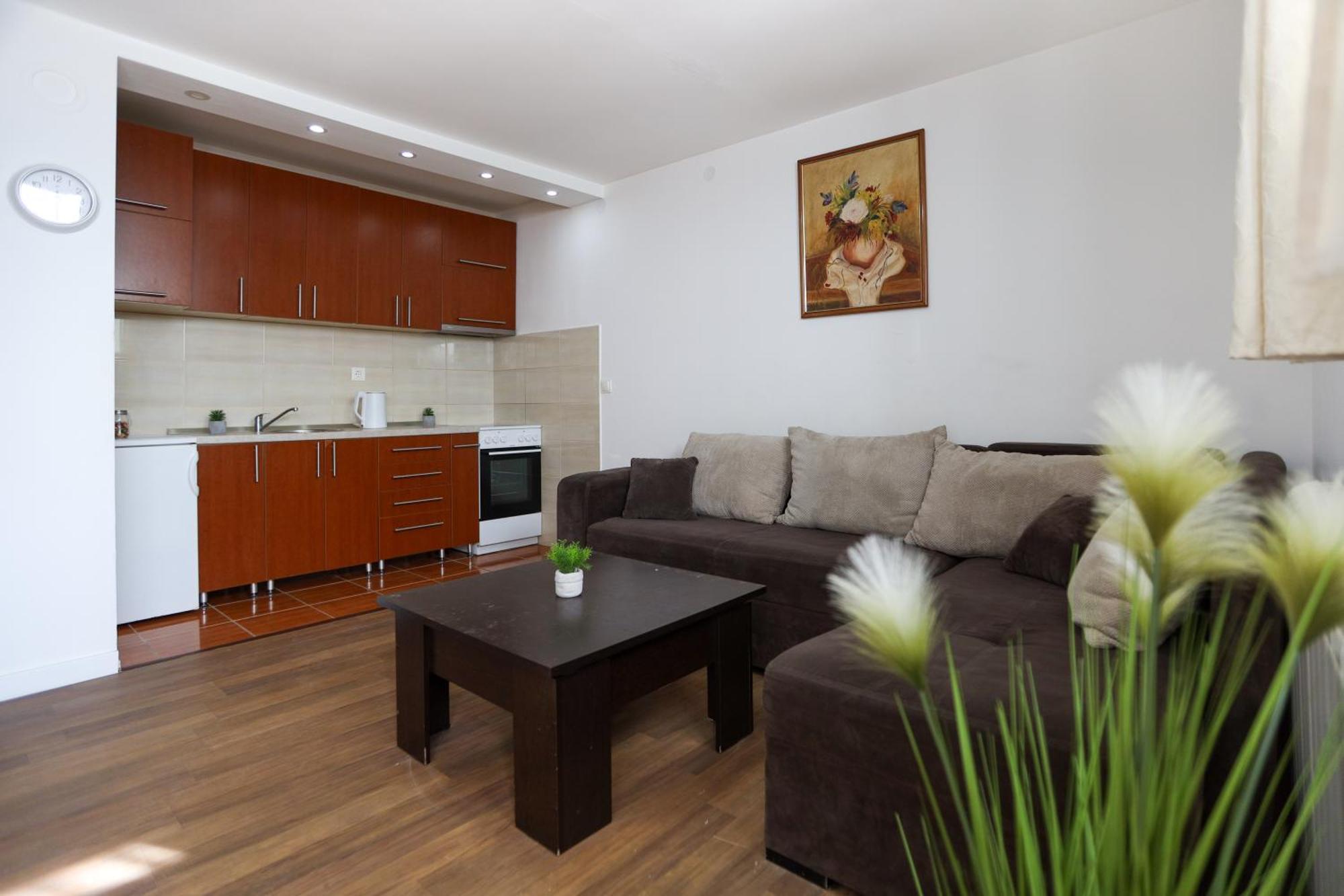 Airport Stay Apartments Surčin Екстериор снимка